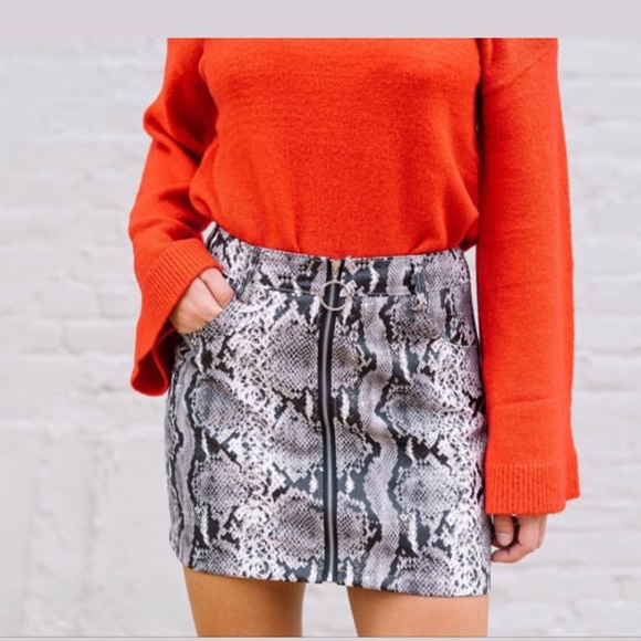 Wild Honey Dresses & Skirts - Zip Up Snake Skin Skirt